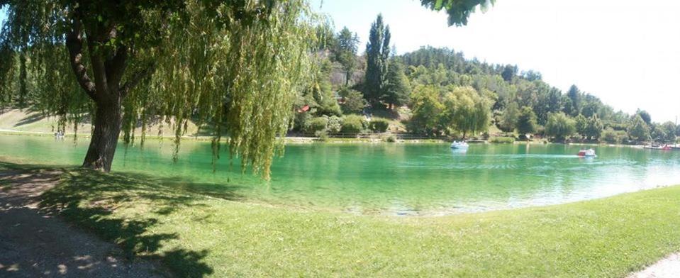 Spacieux T3 Avec Piscine Digne-les-Bains Exteriér fotografie
